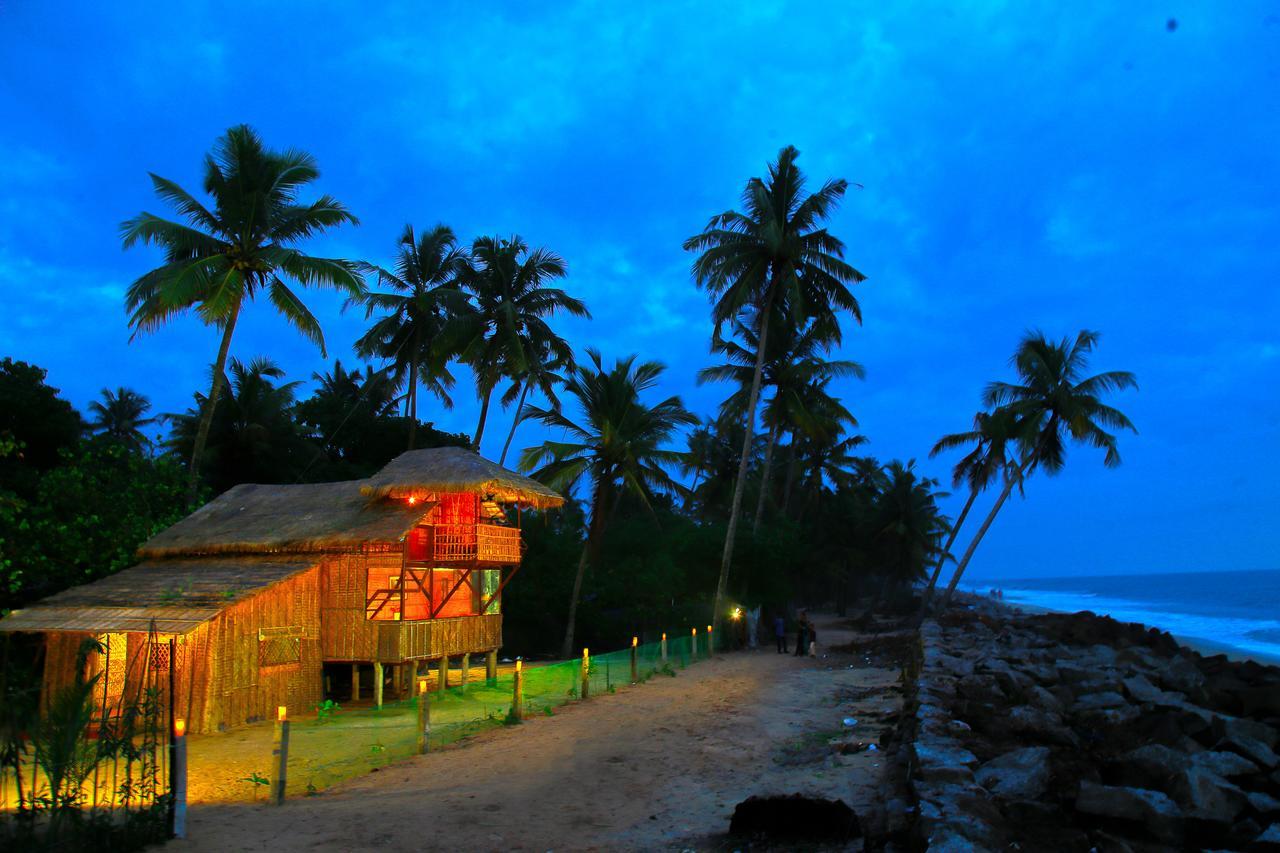 Colonels Beach Villa Alappuzha Ngoại thất bức ảnh