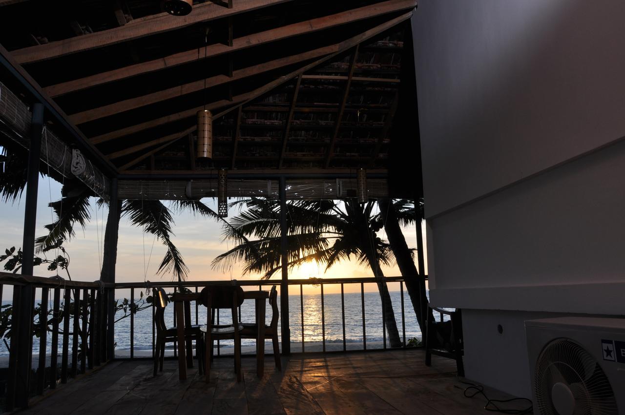 Colonels Beach Villa Alappuzha Ngoại thất bức ảnh