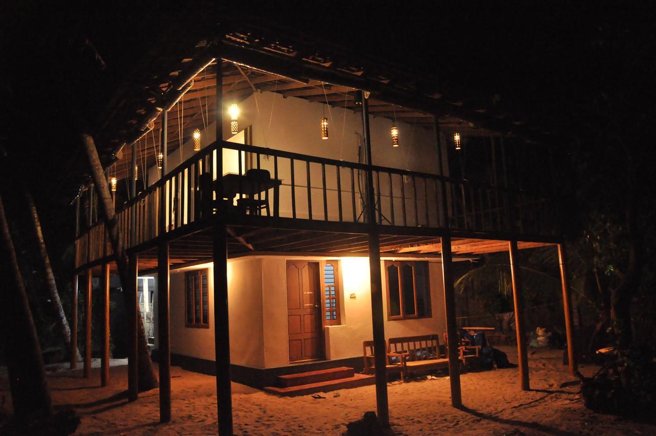 Colonels Beach Villa Alappuzha Ngoại thất bức ảnh